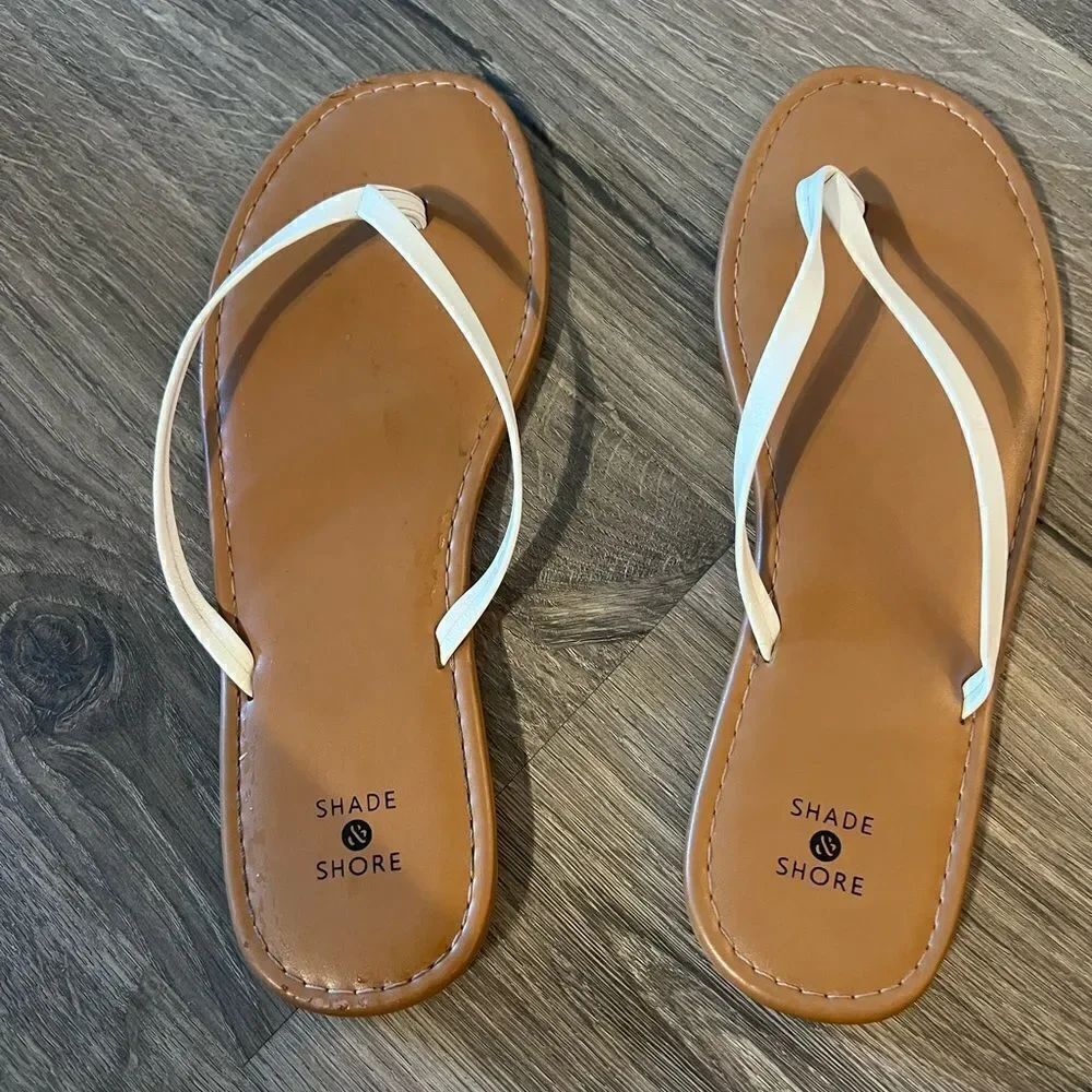 Shade &Shote women Flip flop Sandals size 9